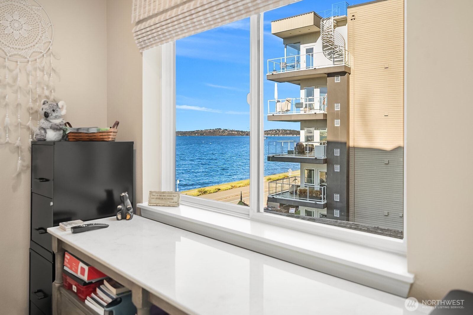 1402 Alki Avenue SW Unit: 402