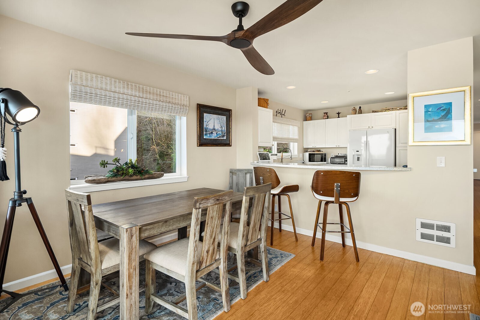 1402 Alki Avenue SW Unit: 402