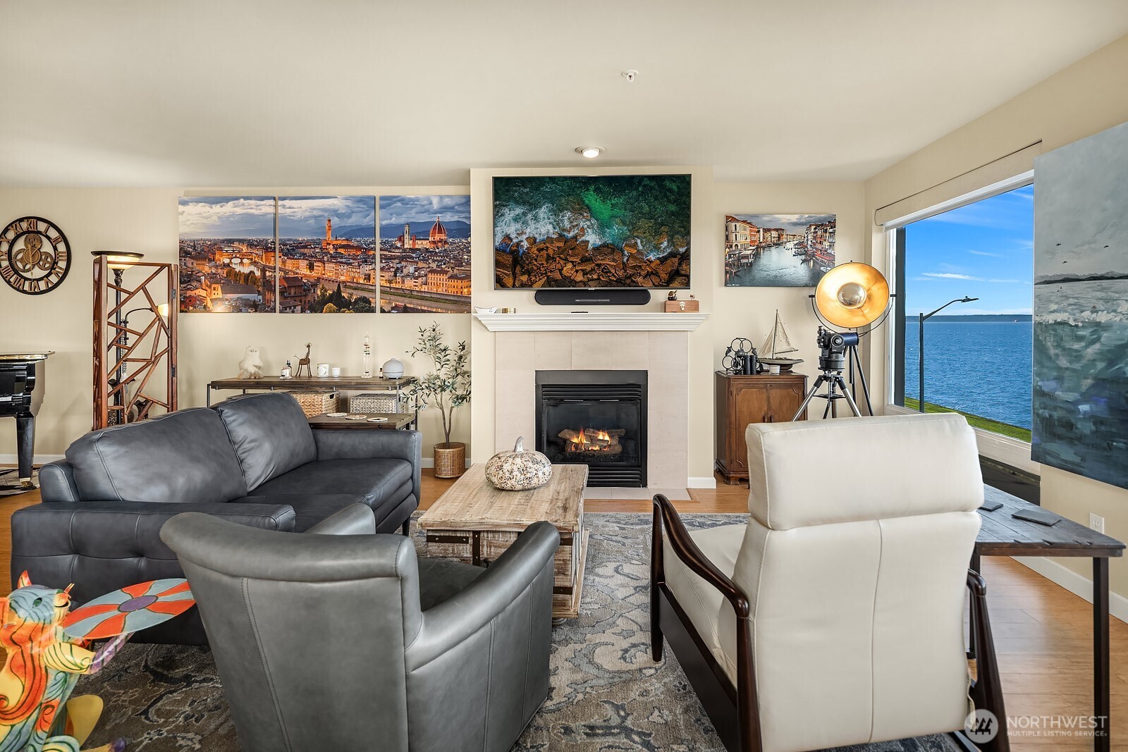 1402 Alki Avenue SW Unit: 402
