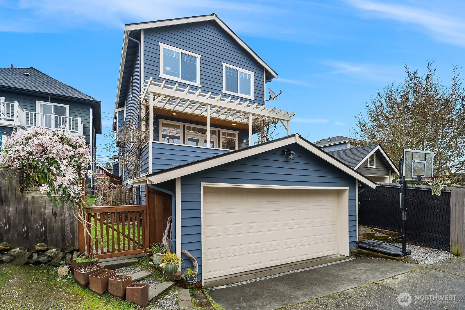 733 N 73rd Street