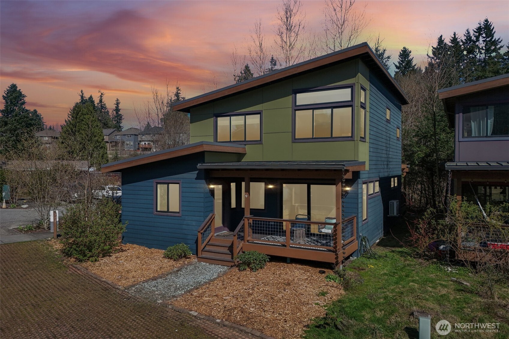 1402 194th Street SE Unit: 9