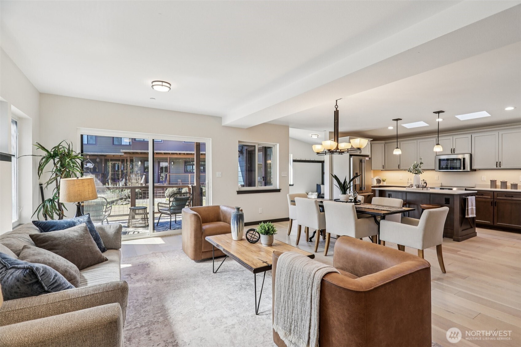 1402 194th Street SE Unit: 9