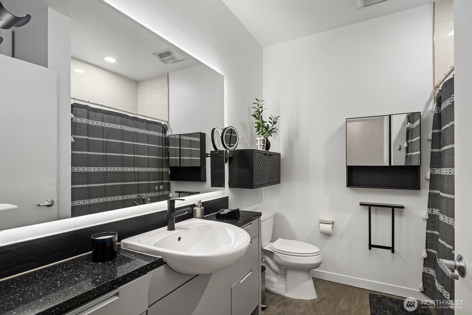 501 Roy Street Unit: T308