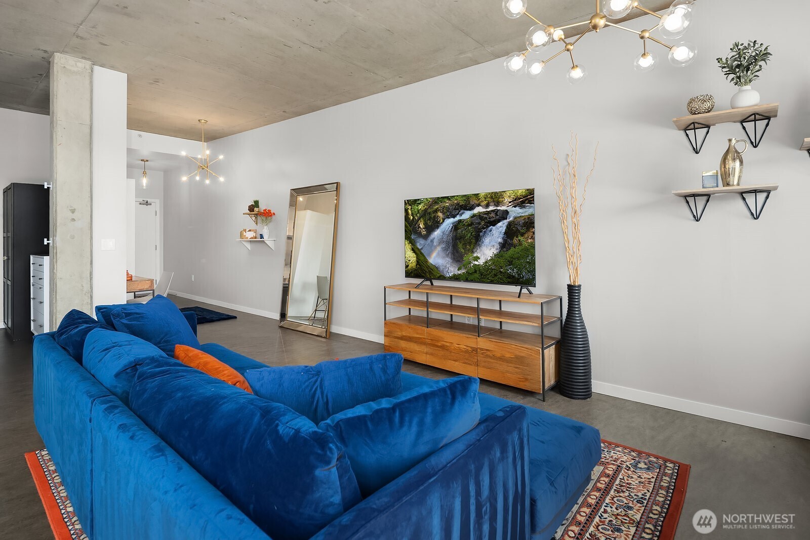 501 Roy Street Unit: T308