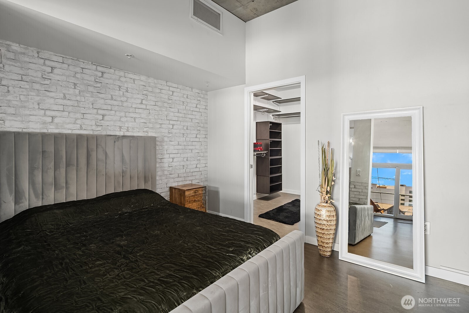 501 Roy Street Unit: T308