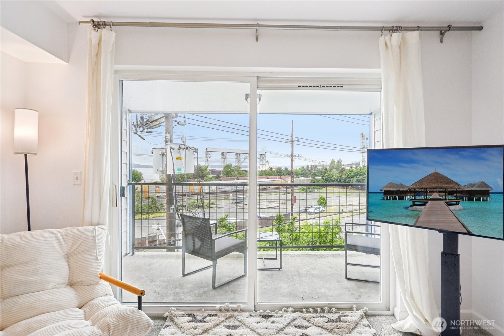 500 Elliott Avenue W Unit: 405