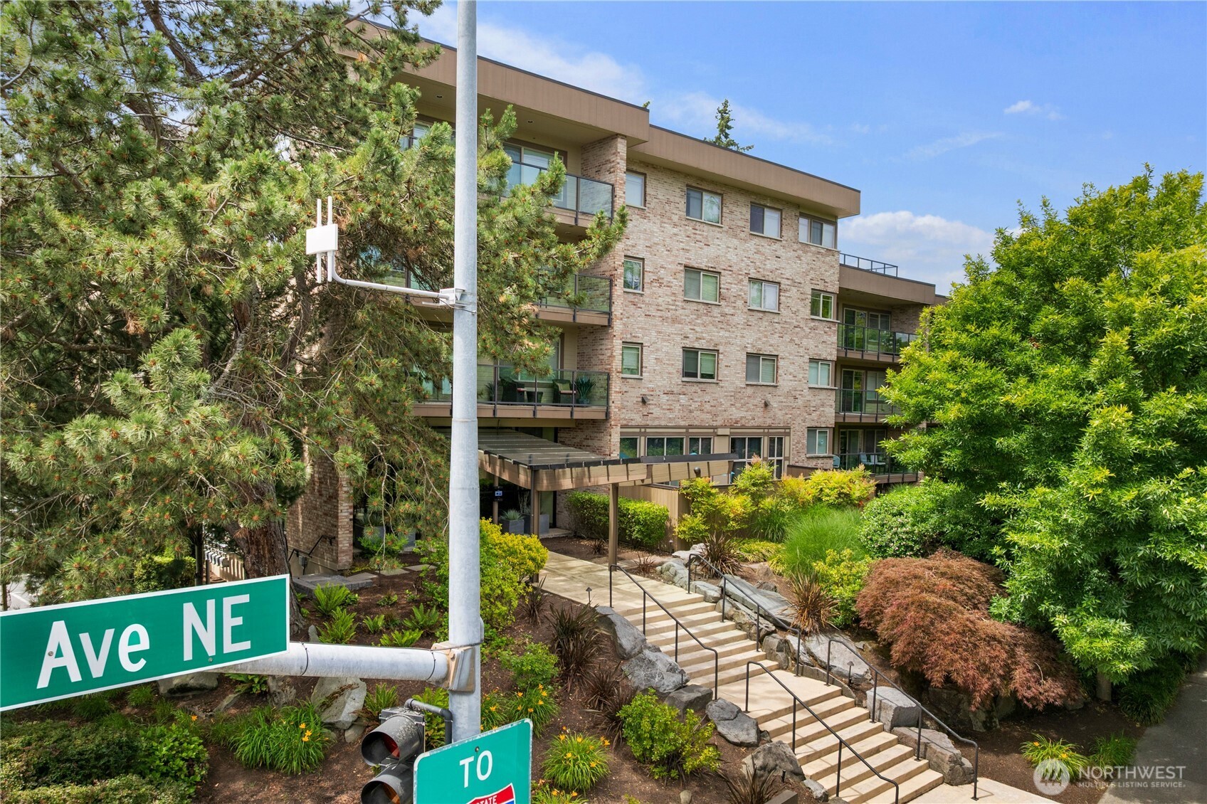 511 100th Avenue NE Unit: 109
