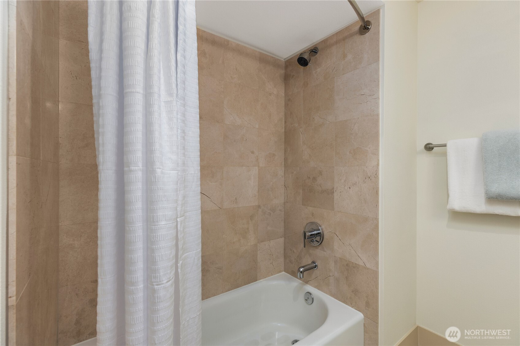 511 100th Avenue NE Unit: 109