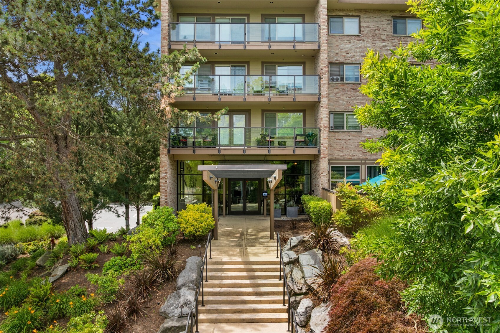 511 100th Avenue NE Unit: 109