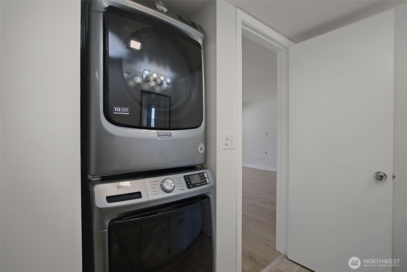 440 St. Helens Avenue Unit: 305