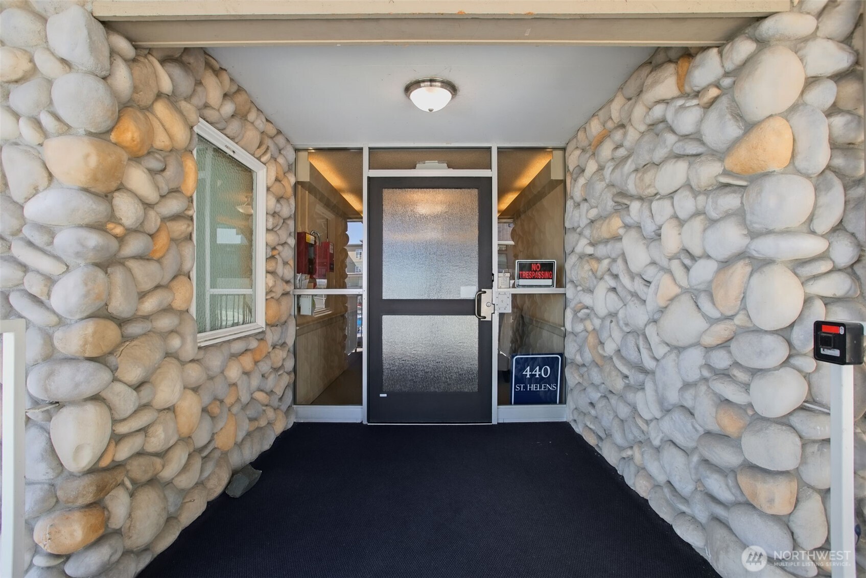 440 St. Helens Avenue Unit: 305