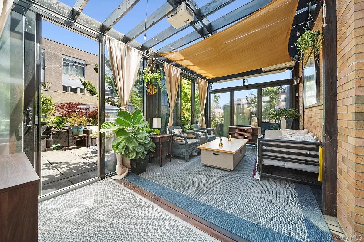 91 Grand Avenue Unit: 4D