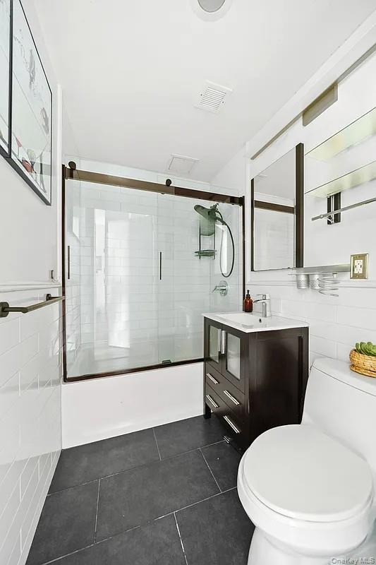 91 Grand Avenue Unit: 4D