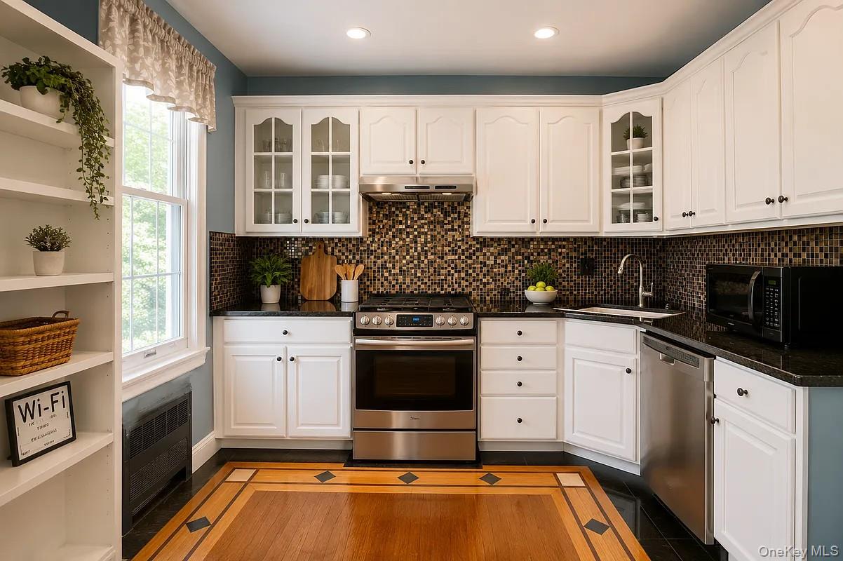 466 East 28th Street