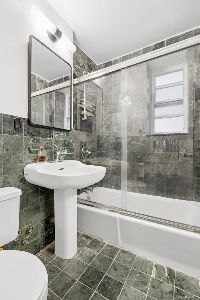 234 East 14th Street Unit: 2E