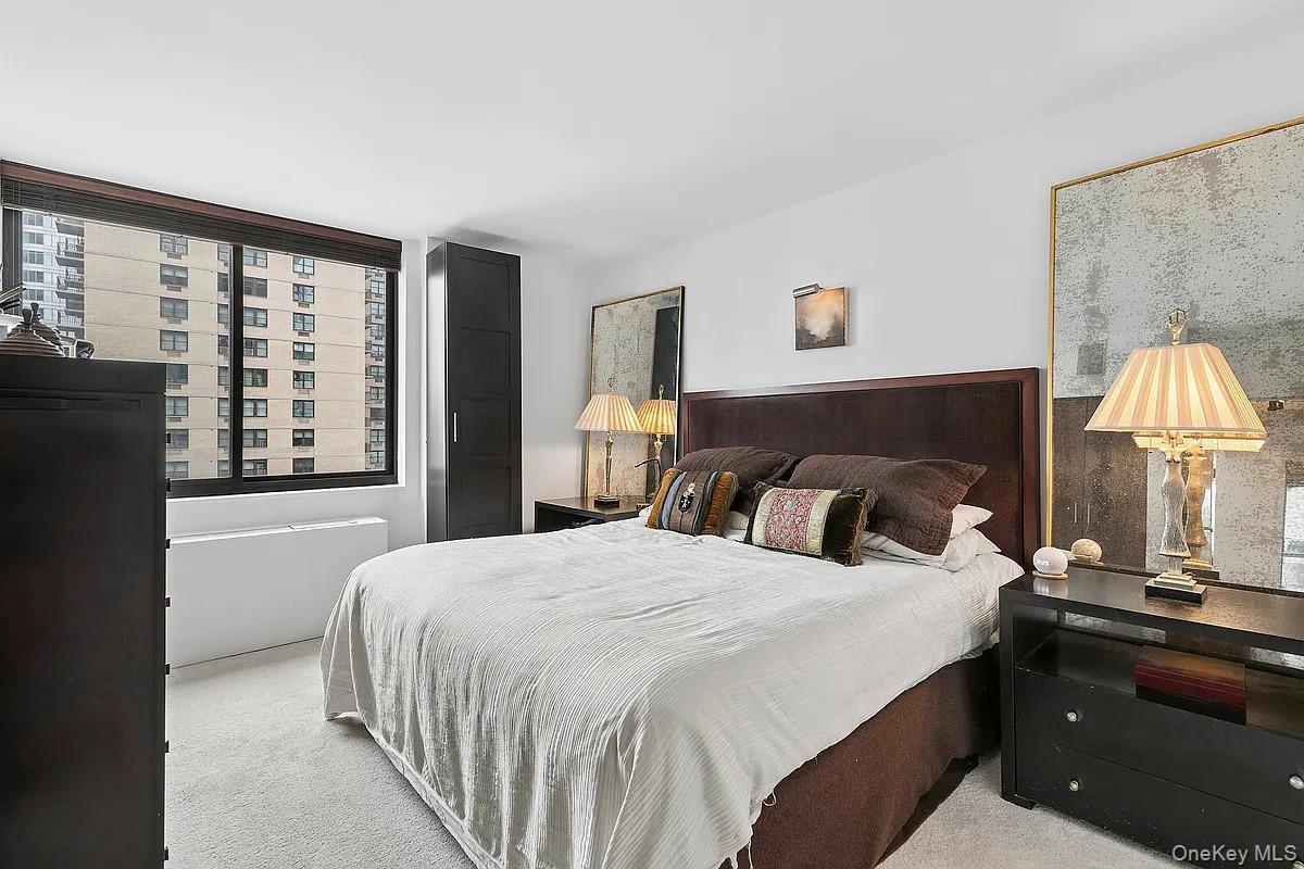 343 E 74th Street Unit: 15D