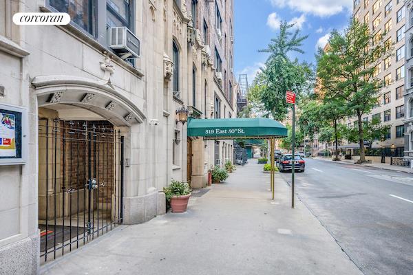 319 E 50TH Street 3D