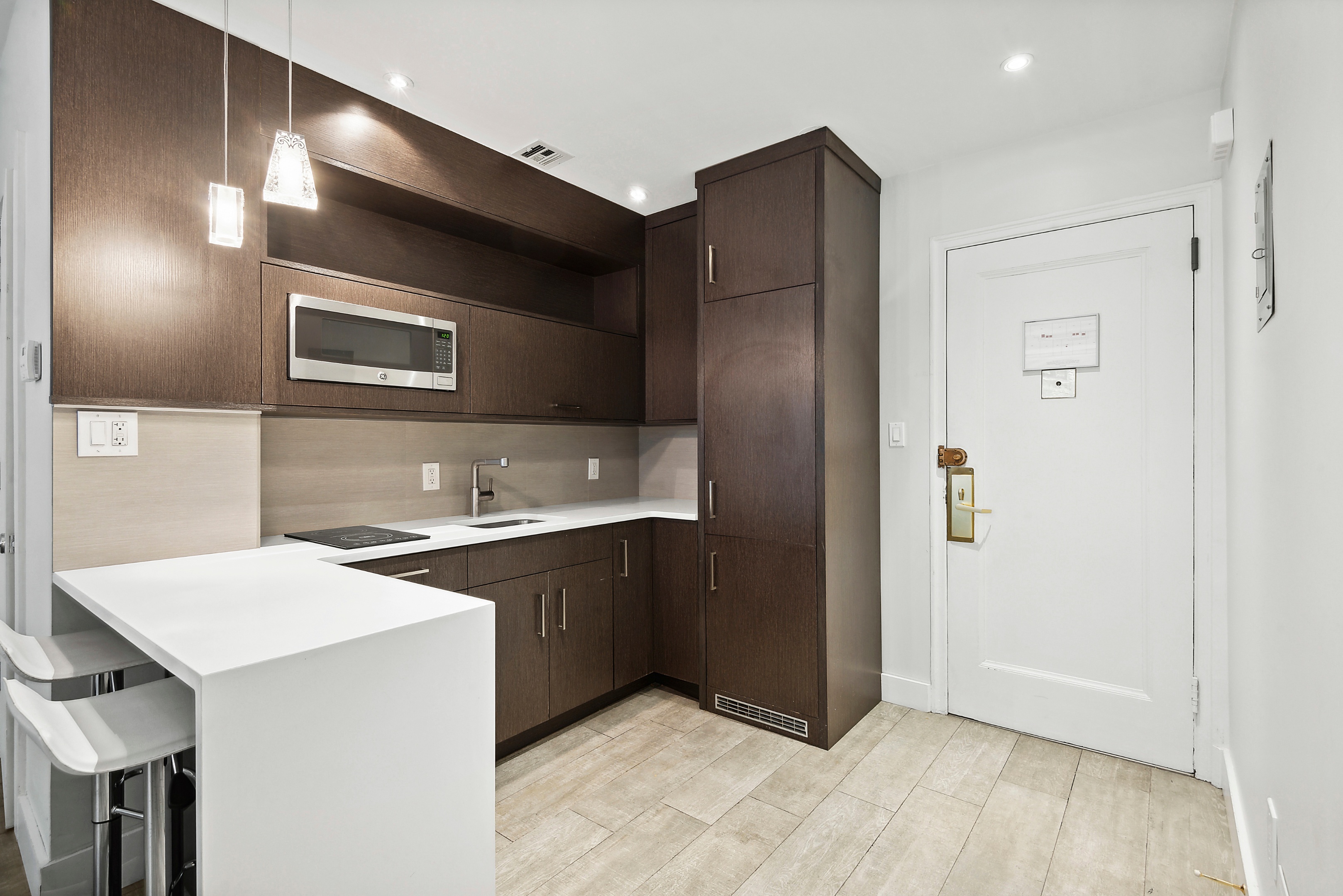111 E 56TH Street 1103