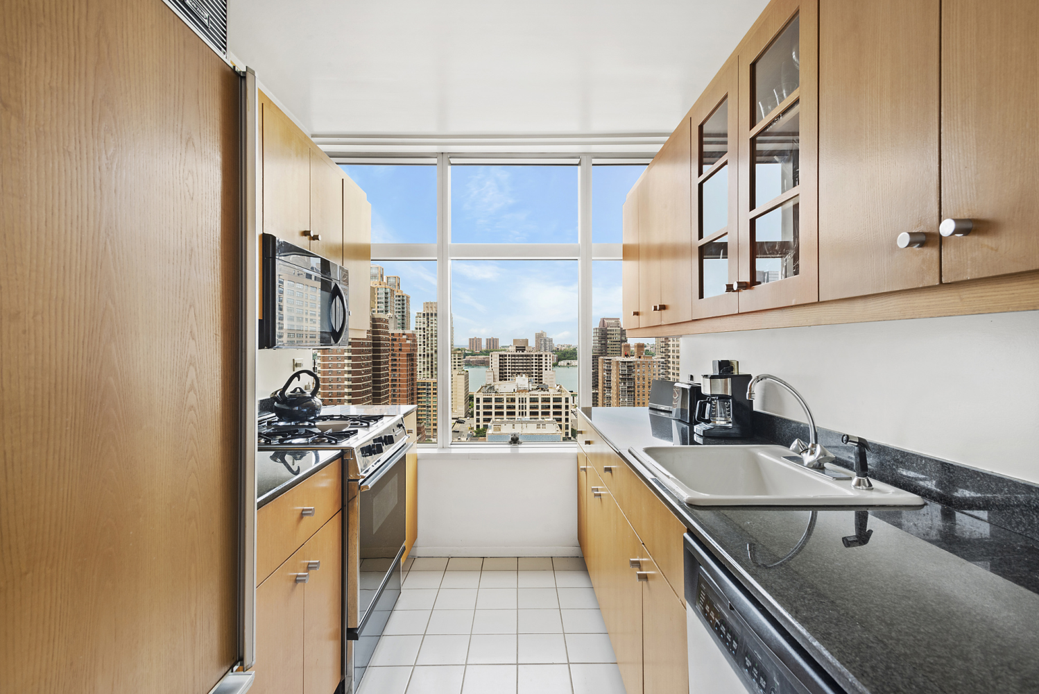 160 W 66TH Street 19J