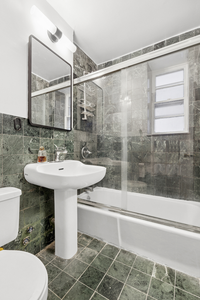 234 E 14TH Street 2E