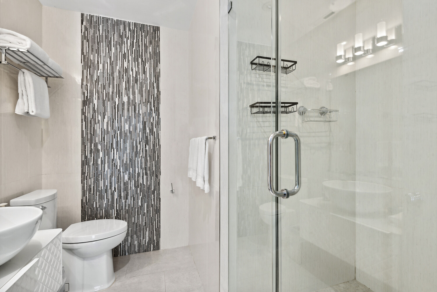 111 E 56TH Street 1102/03