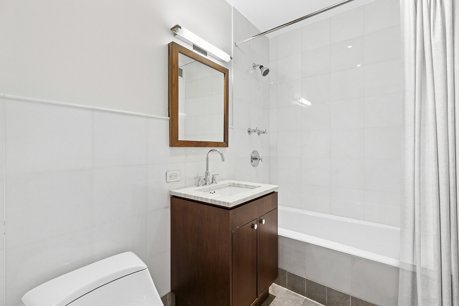 10 W END Avenue 12D