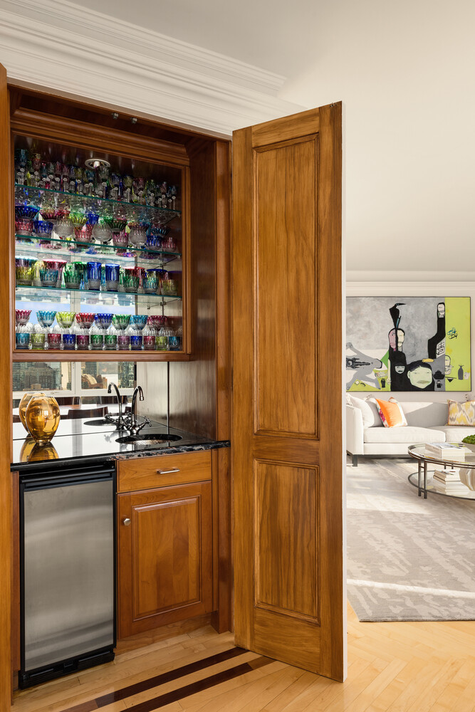 150 COLUMBUS Avenue 26C/27C