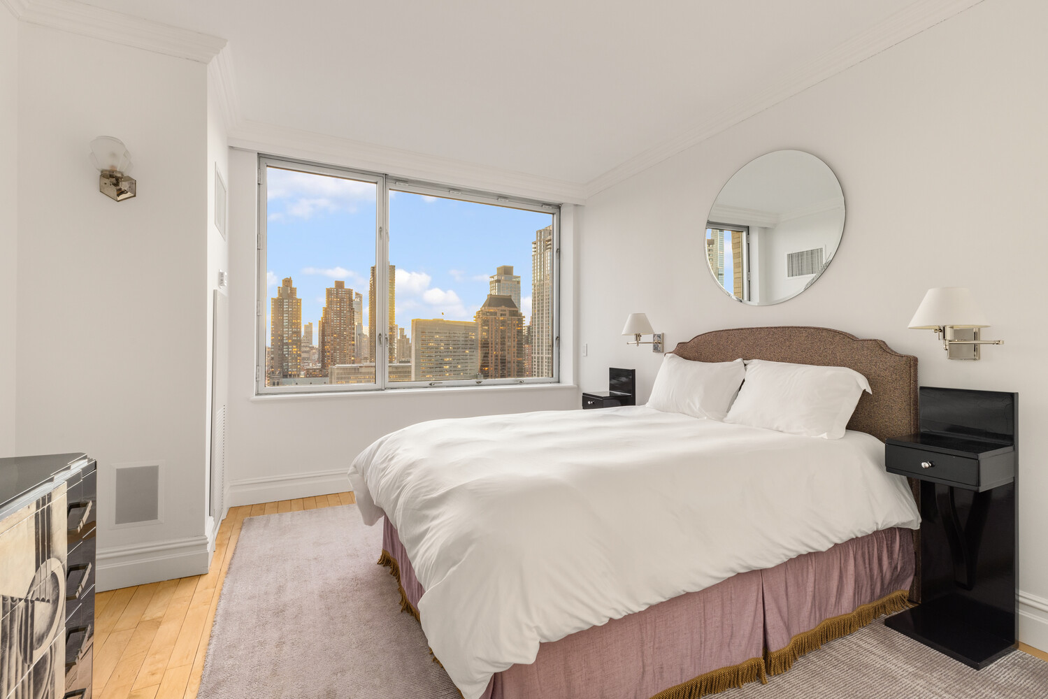 150 COLUMBUS Avenue 26C/27C