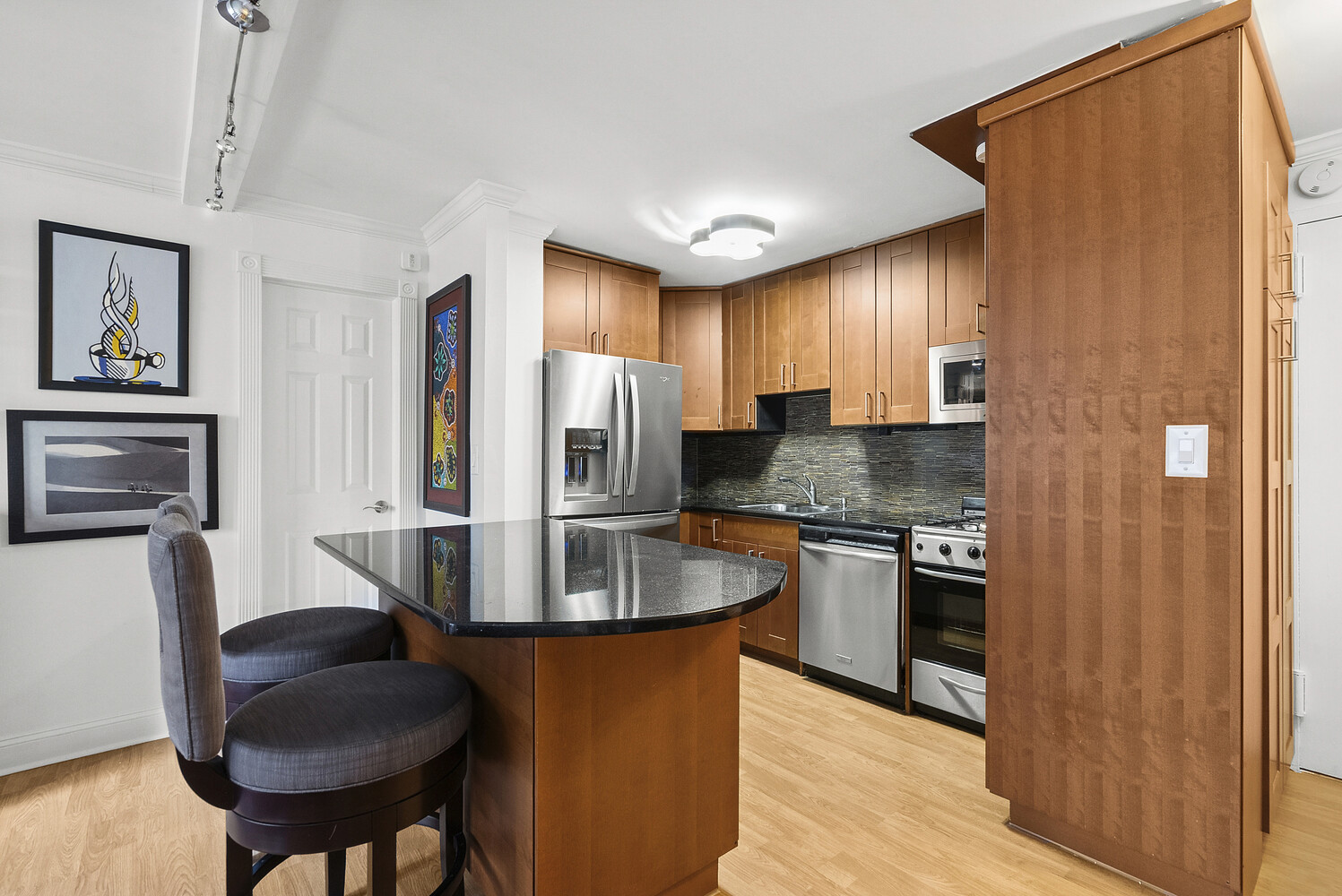 130 W 67TH Street 6A