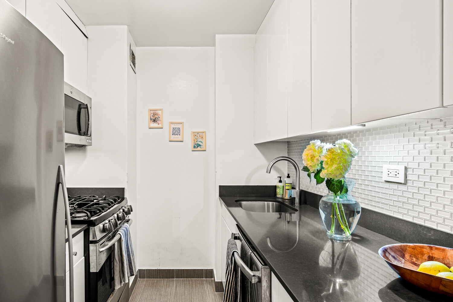 310 E 46TH Street 3T