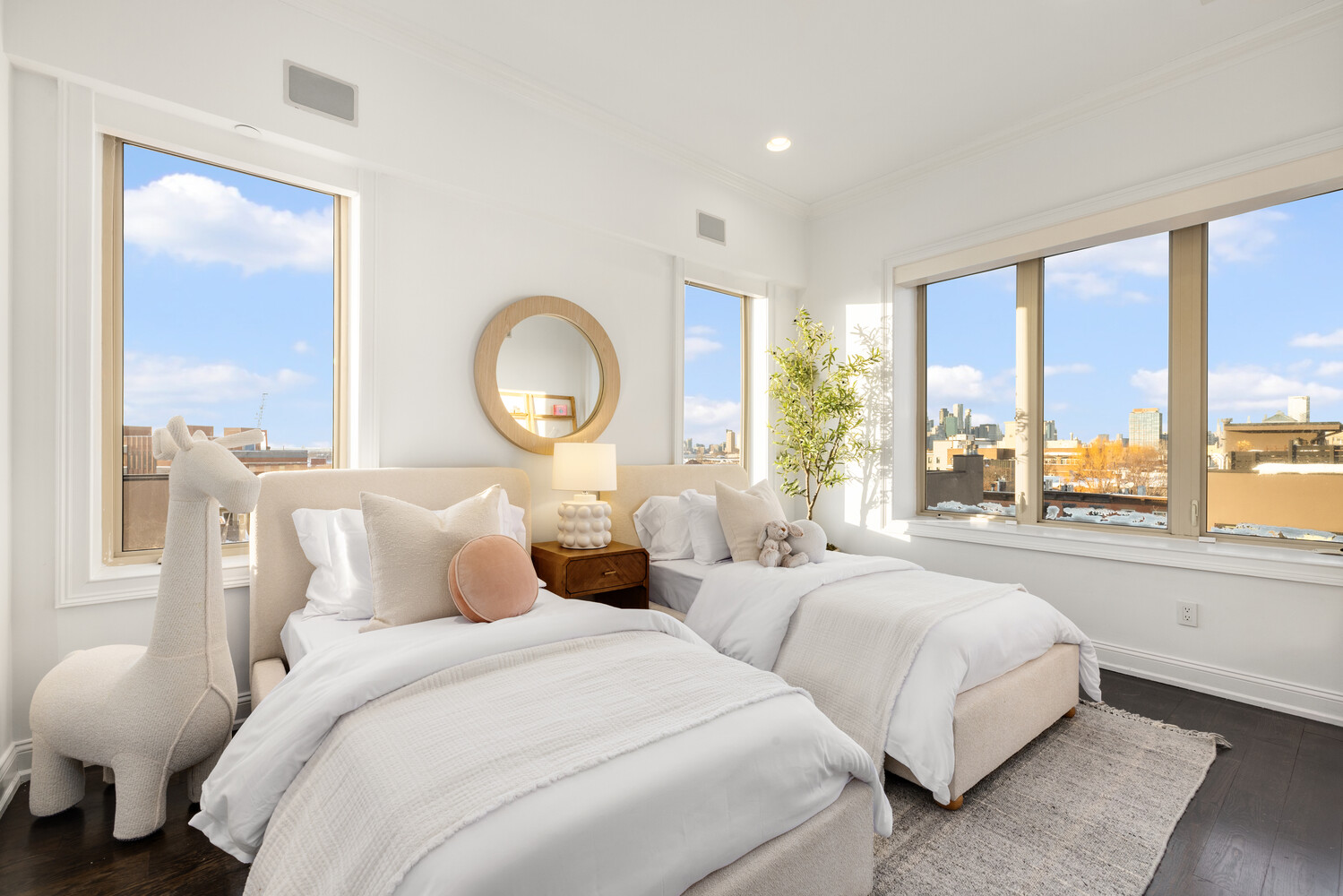 51 WOODHULL Street PHB