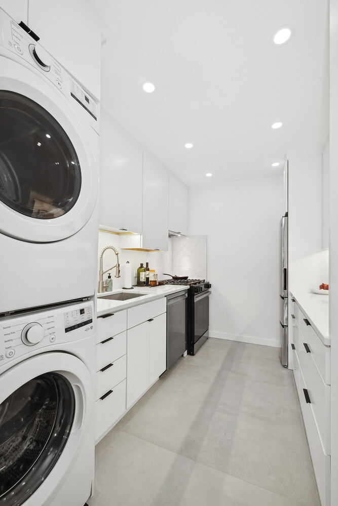 319 E 105TH Street 4D