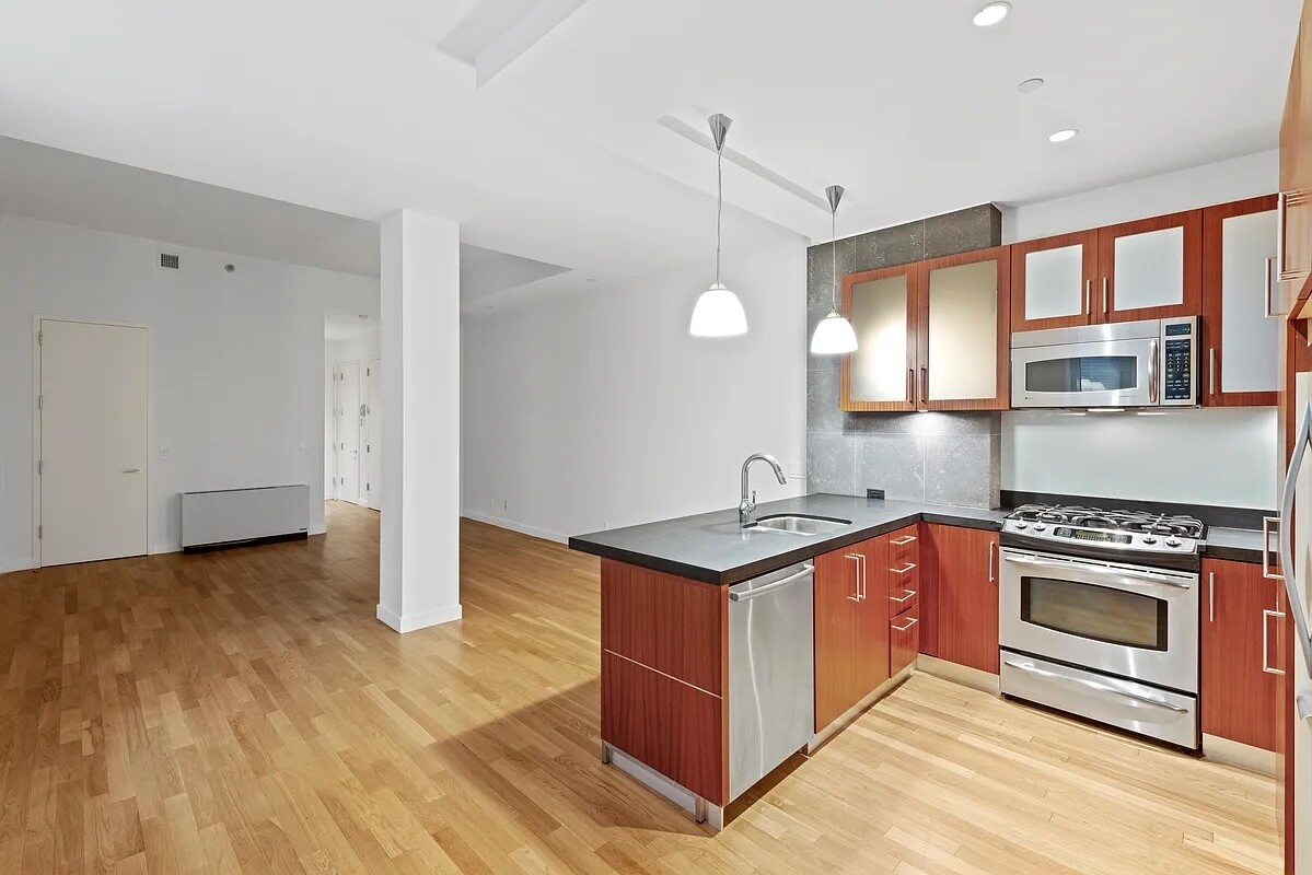 59 JOHN Street 5H