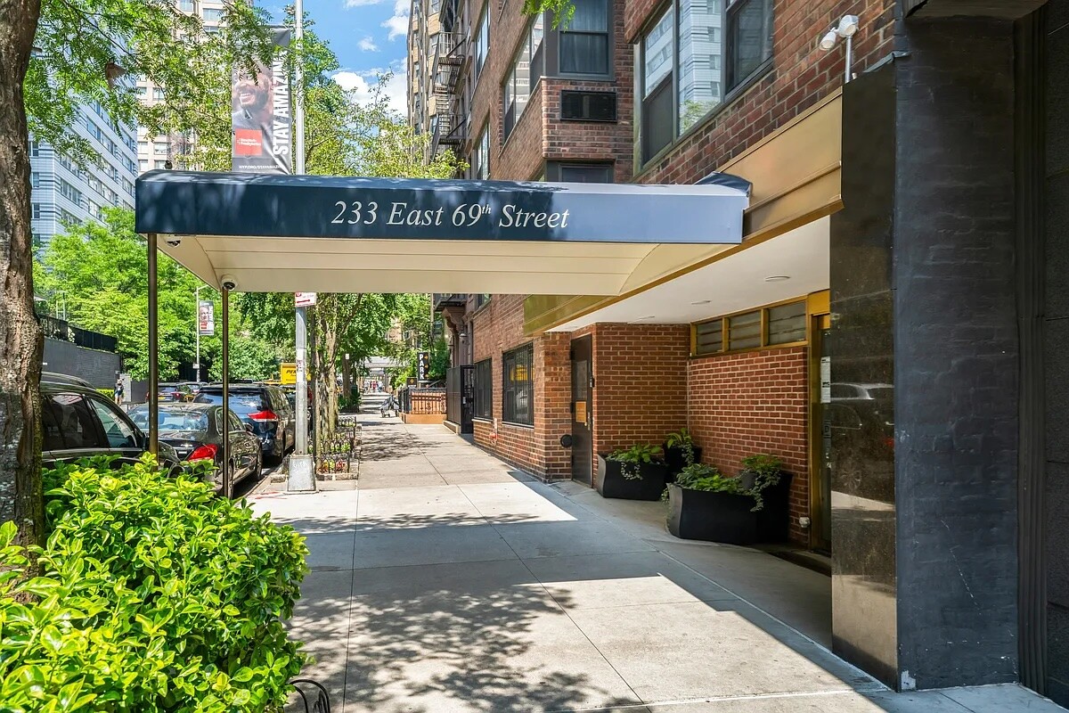 233 E 69TH Street 5F
