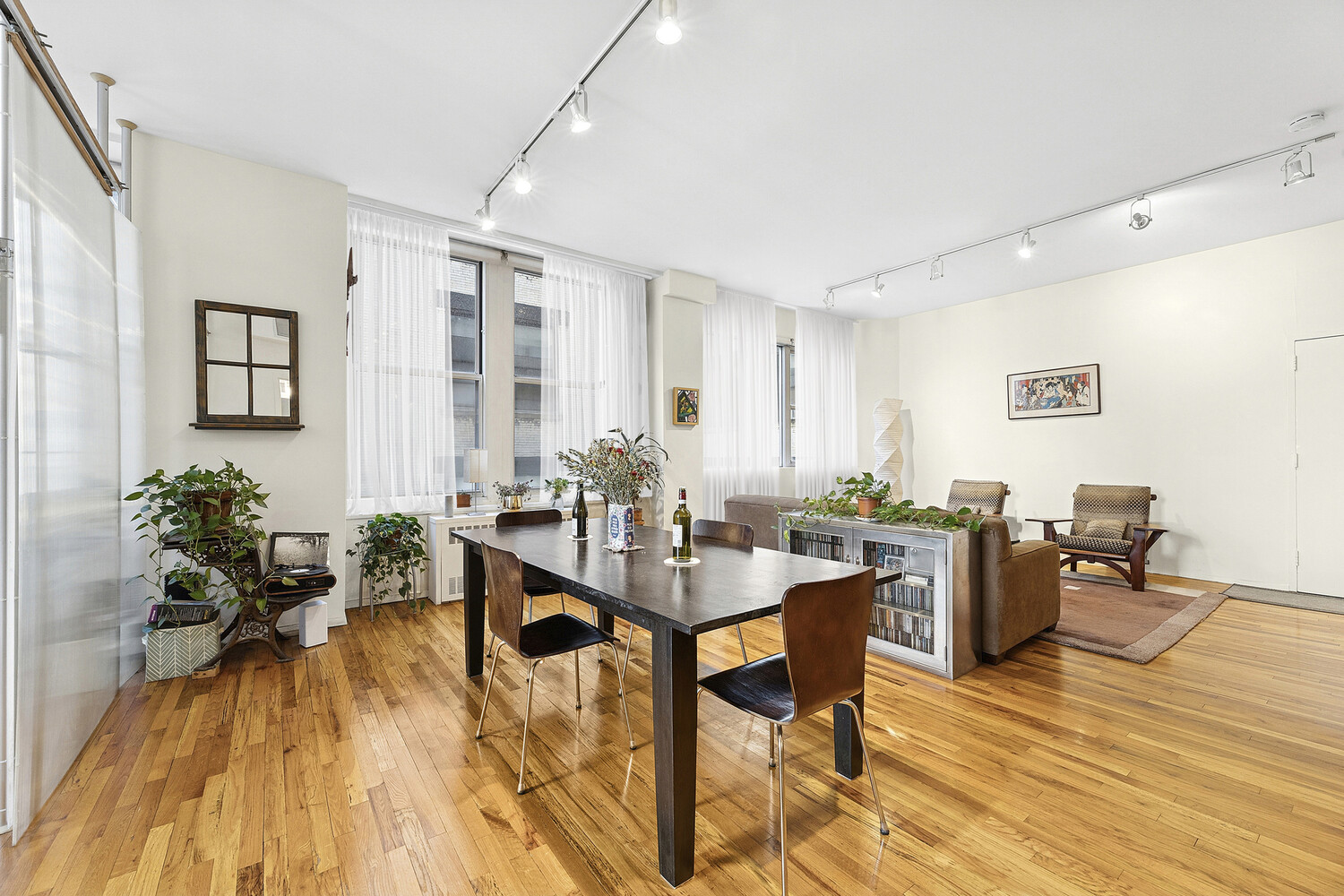 176 BROADWAY 12D
