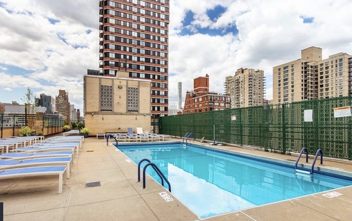 370 E 76TH Street B1102