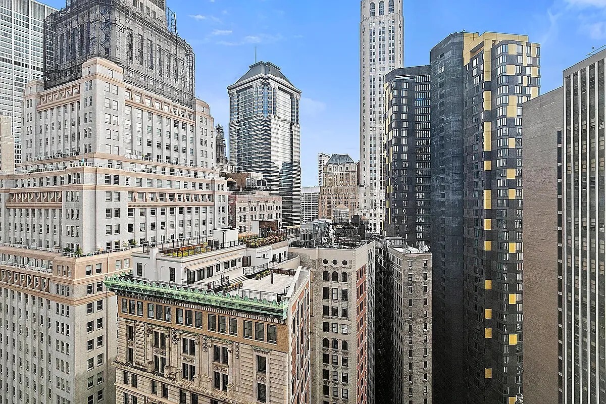 40 BROAD Street PH3H