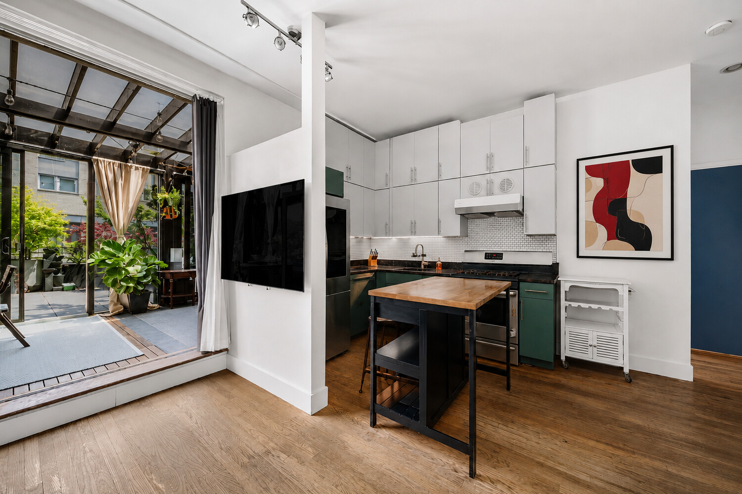 91 GRAND Avenue 4D