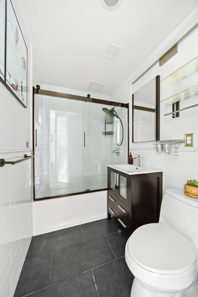 91 GRAND Avenue 4D