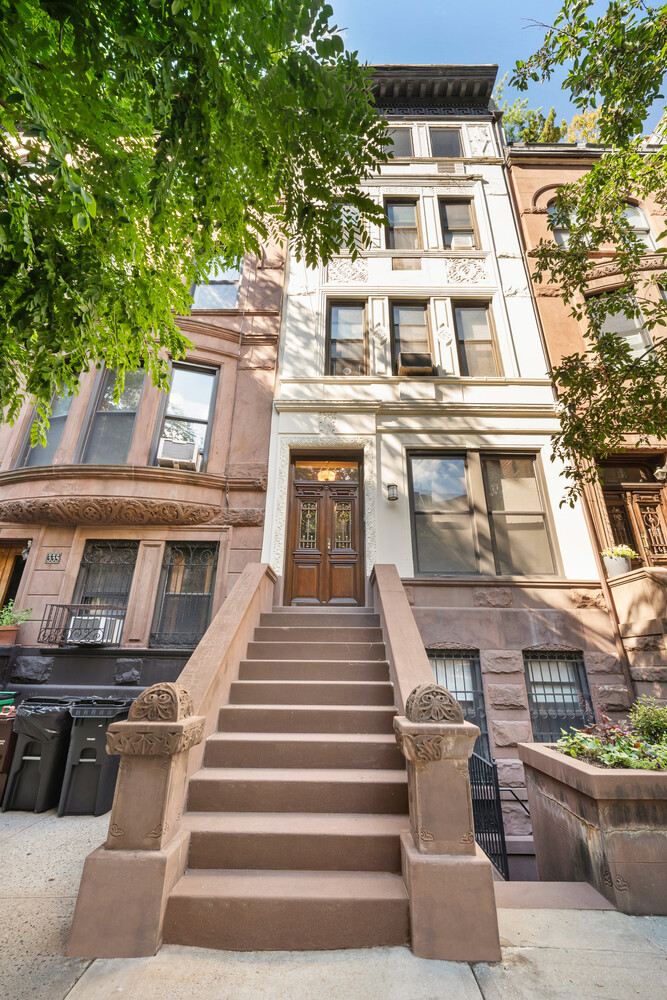 333 W 84TH Street PH