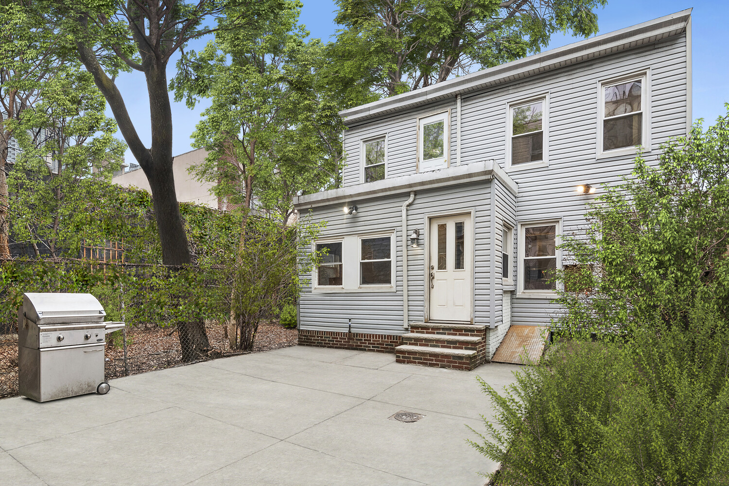 10-13 47TH Avenue