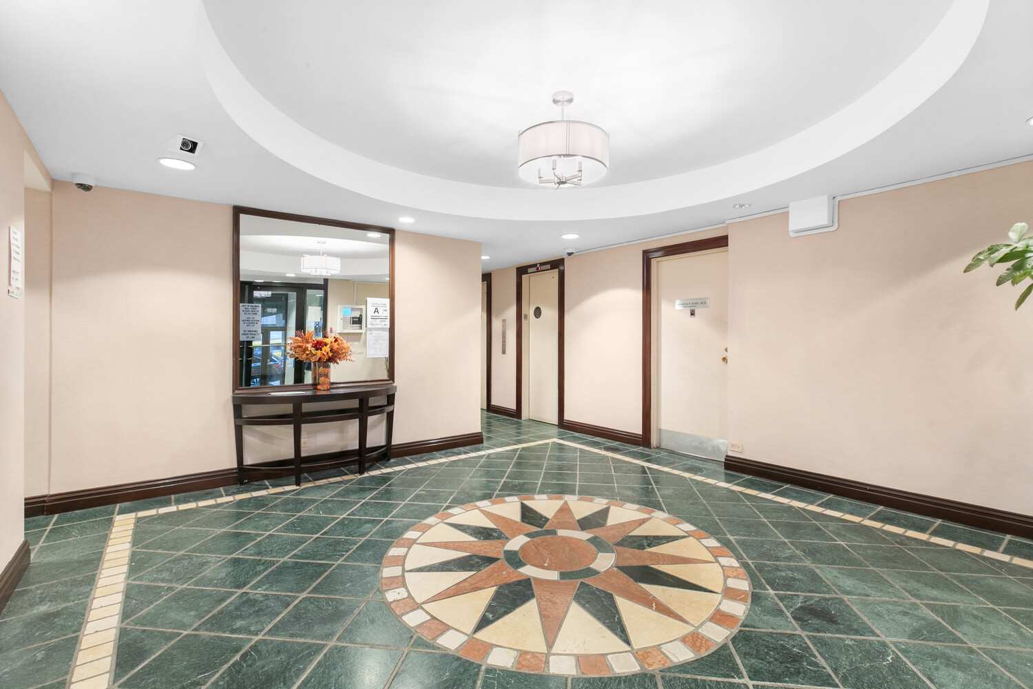 110 E 36TH Street 1E