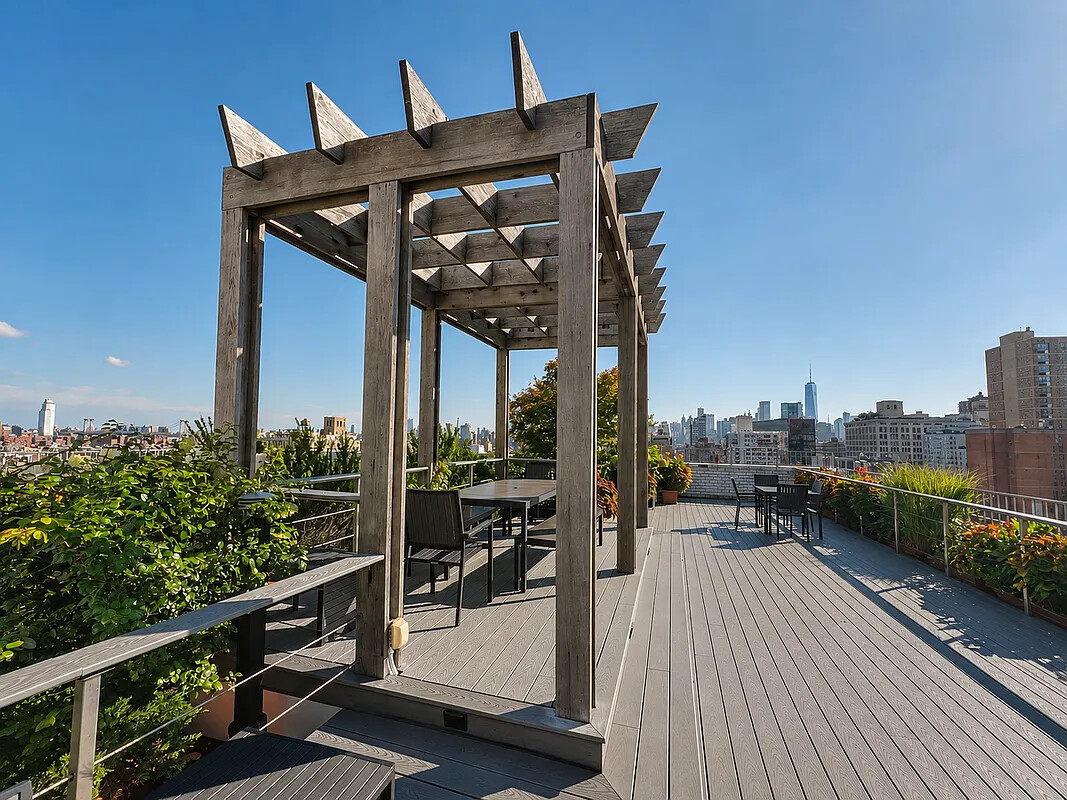 111 3RD Avenue 17F