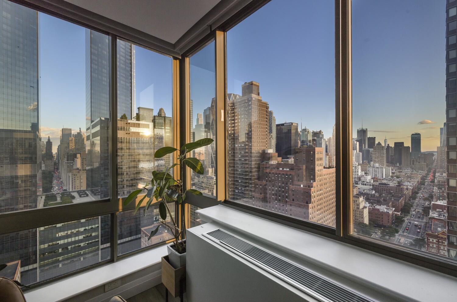 2 COLUMBUS Avenue 29C