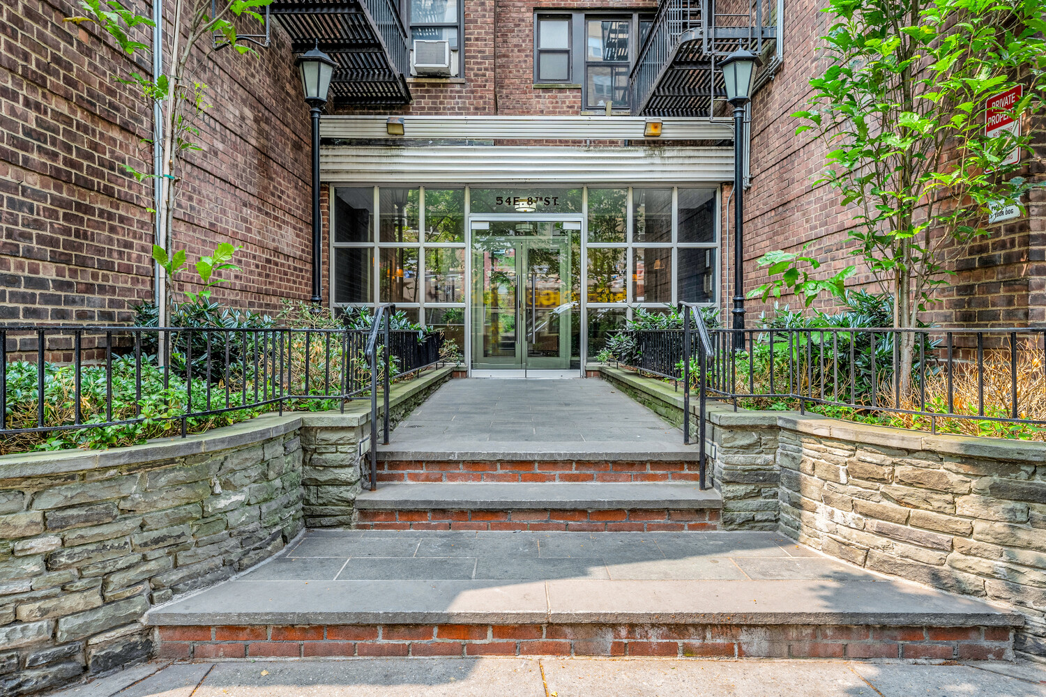 54 E 8TH Street 3L