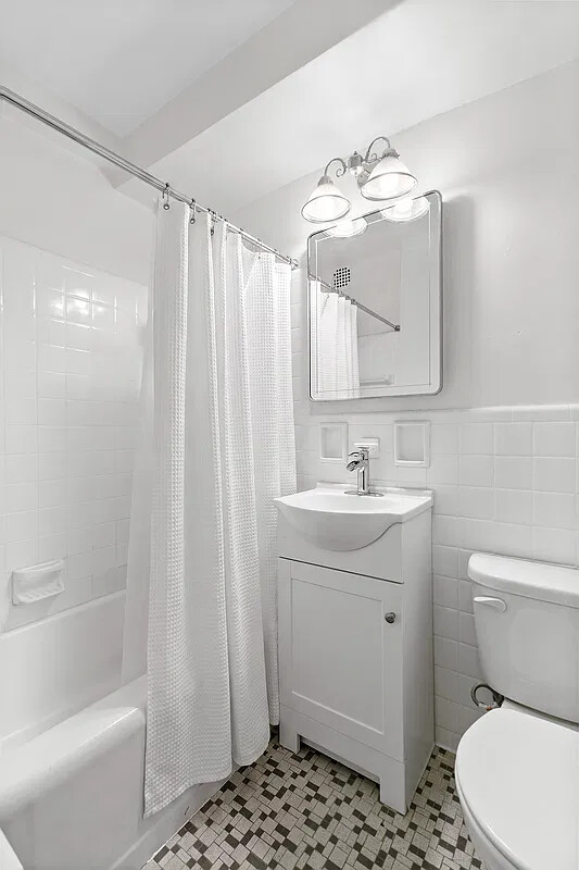 110 E 36TH Street 1E