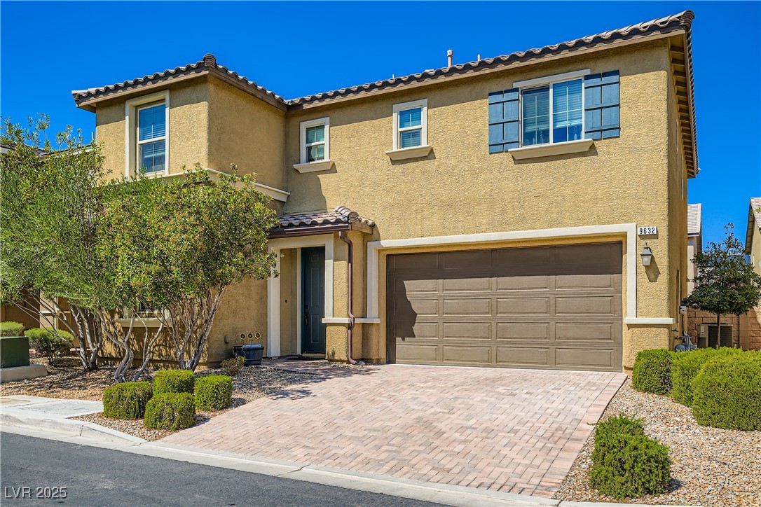 9632 Abbey Pond Avenue