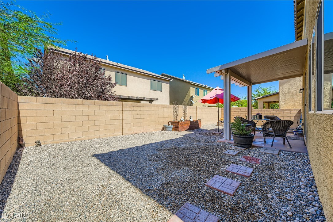 9632 Abbey Pond Avenue