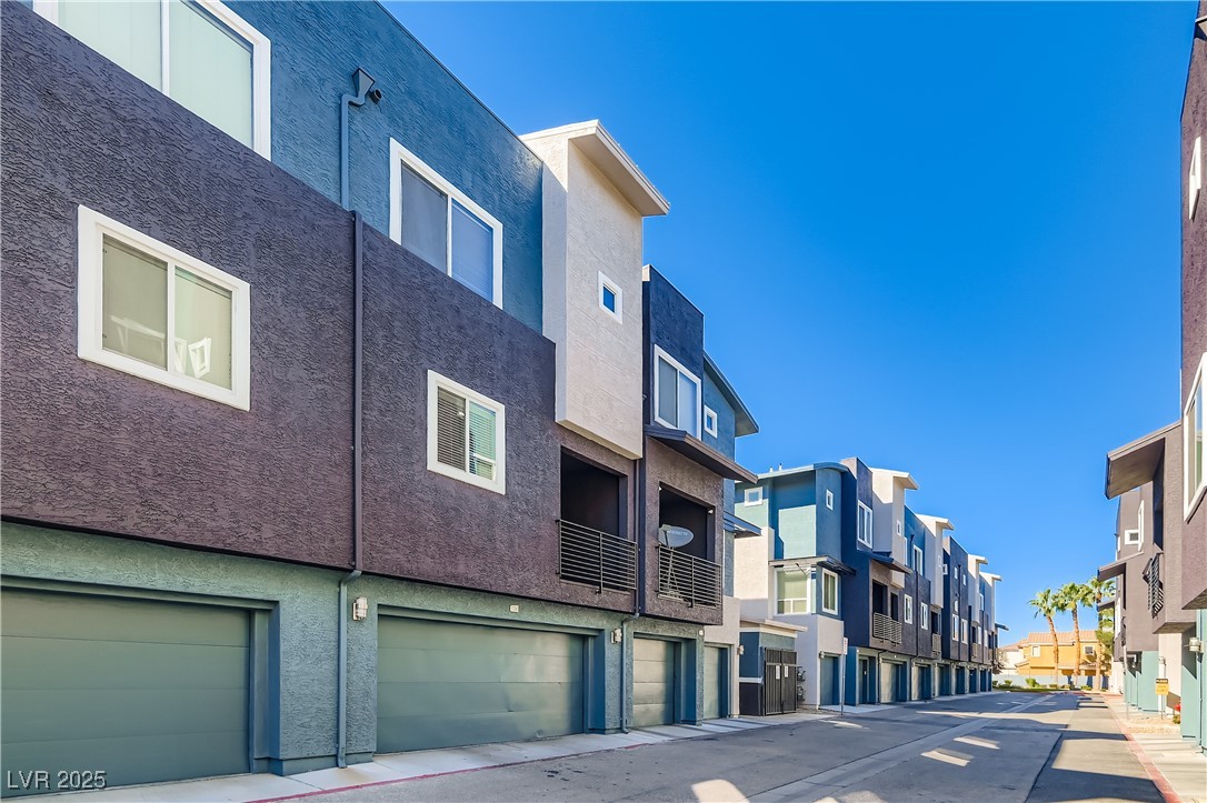 9050 West Tropicana Avenue 1138