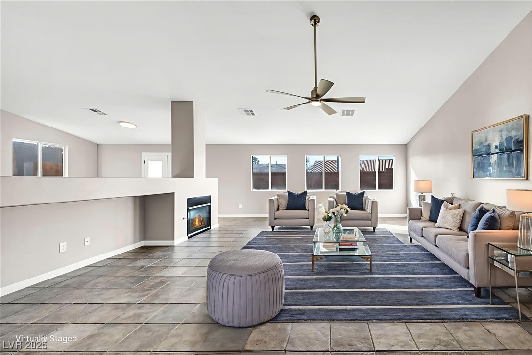 9513 Kelly Creek Avenue